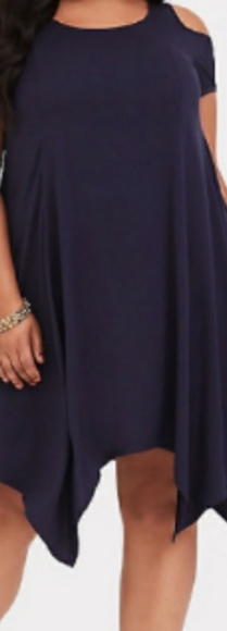 LOOKING FOR...torrid size 3/4 cold shoulder dress - Picture 2 of 2